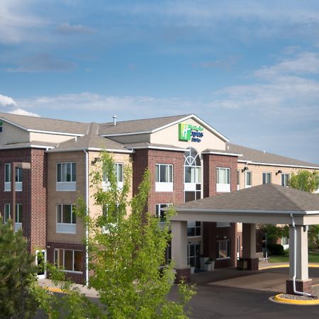 Holiday Inn Express Hotel & Suites Chanhassen, An Ihg Hotel Exterior photo